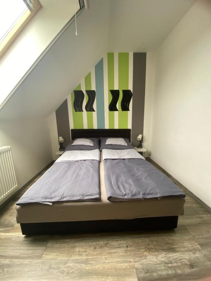 Lexi Family Apartman Appartamento Hajdúszoboszló Esterno foto
